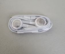 earphones