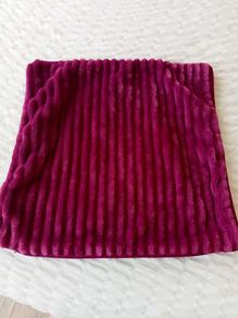 Velvety cushion cover