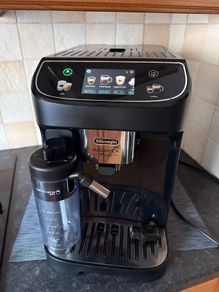 Delonghi Magnifica Plus Coffee machine