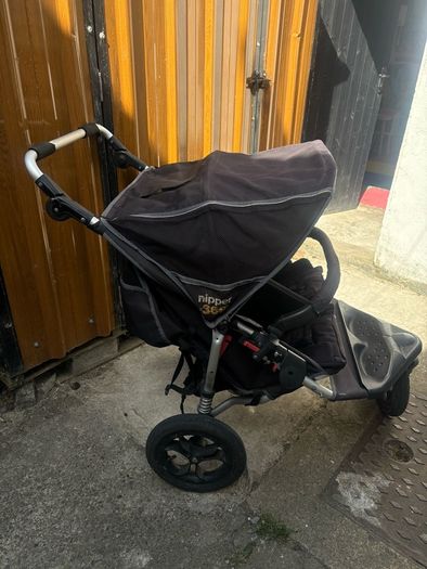 OutNAbout double pram stroller