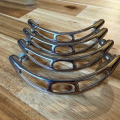 4 handles