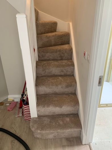 Carpet / vinyl (supply & fitting )