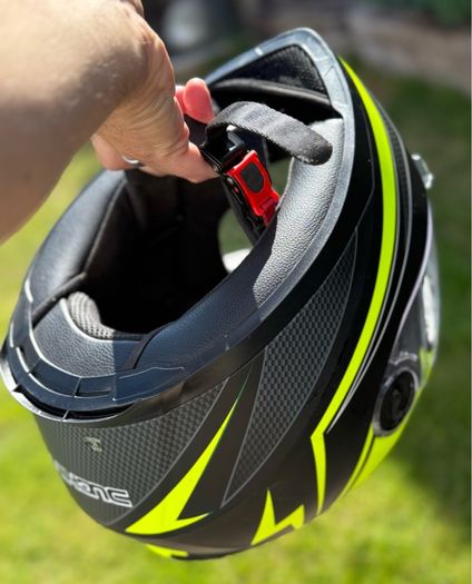 Duchinni D705 Syncro Full Face Motorcycle Helmet - Black/Neon Yellow L