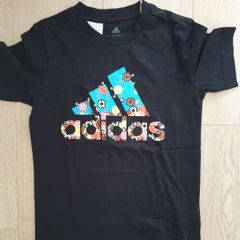 Adidas tee shirt + free UNO Minecraft