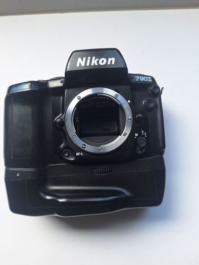Nikon F90X professional 35mm film camera