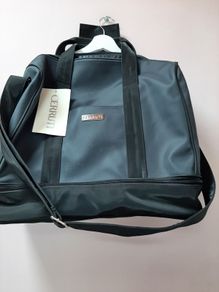 New strong travel /gym bag with tag and crossover strap