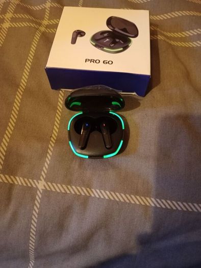 Wireless Bluetooth Earbuds