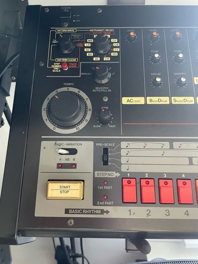 Roland TR-808 with MIDI