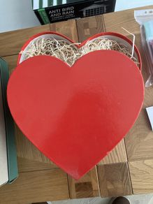 heart shaped packaging box