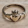 9ct Yellow Gold Claddagh Ring Image 8