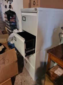 4 drawer lockable metal filing cabinet