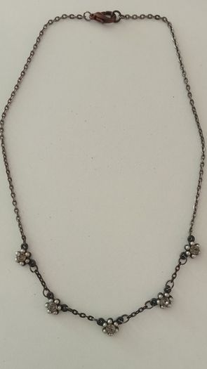 Pretty Necklace with Beaded Flowers