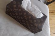 tissue box