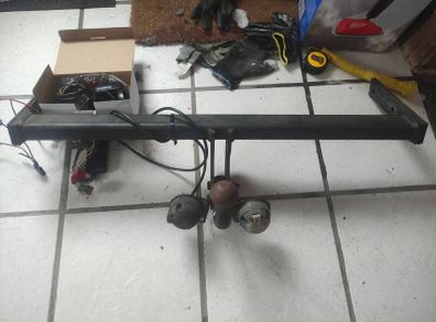 Thule Towbar for Volvo V60 including New Wiring Kit (2010 - 2018)