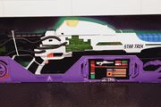 Star Trek Star  Blaster rifle 35th anniversary (NEW)