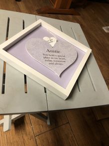 Auntie Heart frame