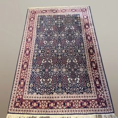 Elegant Hand Knotted Kerman Rug in Excellent Condition