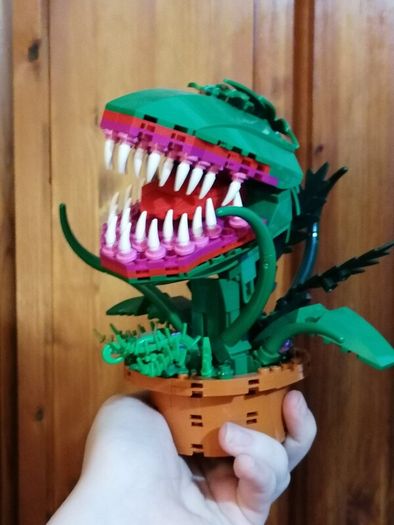 Knockoff Lego Building Bricks Little Shop of Horrors Audrey 2 Plant