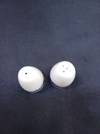 Churchill Willow Pattern Edging Salt and Pepper shakers