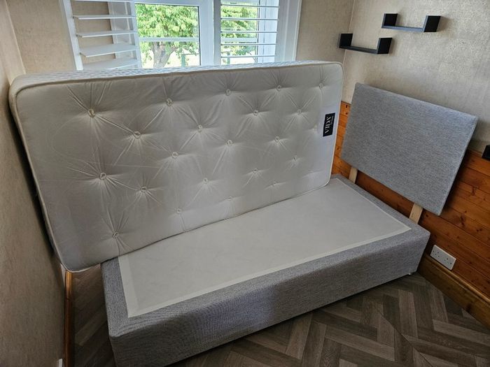 Single bed frame and mattress for sale in perfect condition