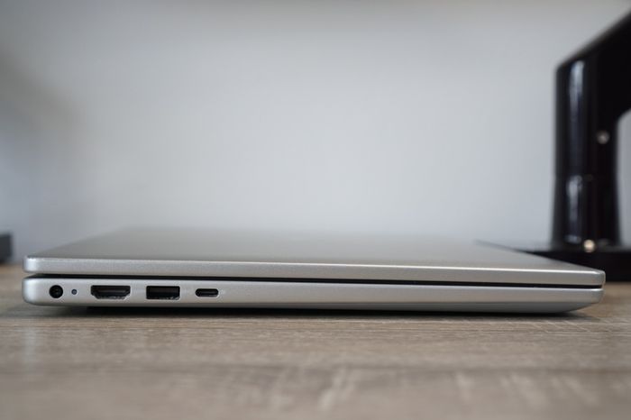 Dell 14 DC14250 | Intel Core 5 120U | 16GB | 512GB