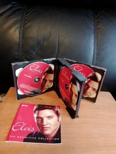 Elvis Presley : The Definitive Collection (CD 5 discs)