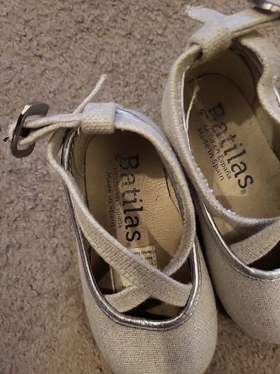 2 Pairs of Girl's toddler shoes size 21 EUR