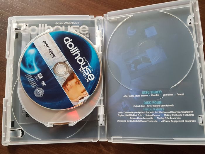 Dollhouse Season 1 Limited Edition Comic Con Exclusive DVD Set 3456/5000 NTSC Region 1 Like New