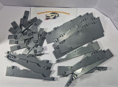 Scalextric C8298 + L10068: Banked Curve Track Supports
