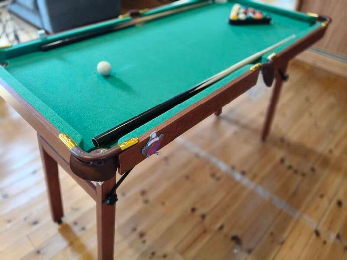 pool table