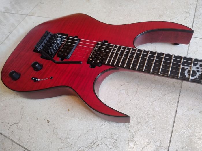 Solar Guitar S1.6FRFBR with SD Black Winter pickups