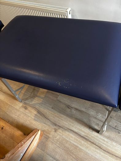 Massage table