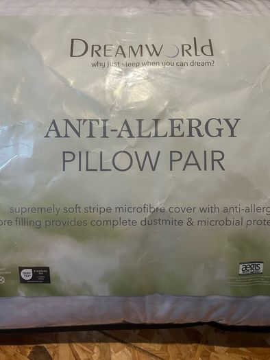 Dreamworld Anti-Allergy Pillow Pair