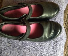 Clarks black shoes