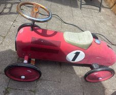 Vilac old style baby/toddler ride on car