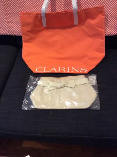 FREE Tote Bag or make up bag - Clarins Body Hydration Essentials- Brand New Boxed 3 piece Set