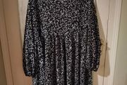 New look Curves Black squiggle dress. New never worn.