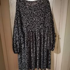 New look Curves Black squiggle dress. New never worn.