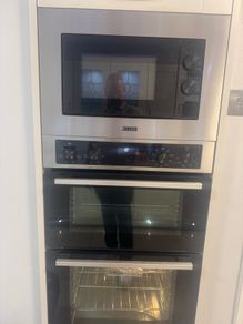Zanussi twin oven and zanussi microwave all integrated in immaculate condition,been sold due to renovations