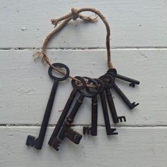 Set of 8 Antique Skeleton Keys
