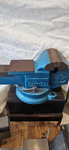 4 inch vice
