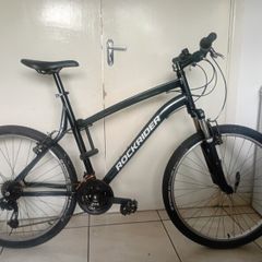 Mens Mountain Bike Litreally Like New