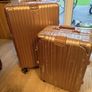 Rose gold aluminium-frame hard-shell suitcases (Rimowa style) Image 4
