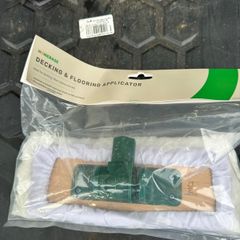 flooring applicator