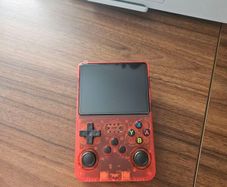 retro Gameboy console