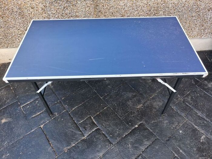 Large folding table