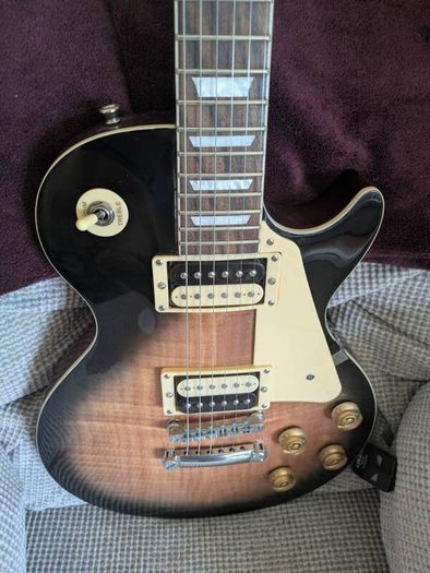 Bachuus Les Paul for sale. Beautiful and as new condition. No marks or scratches whatsoever. Bought for 600 euro from everest music Bray last year. Never off the wall. Plays great and low setup. Make an offer .
