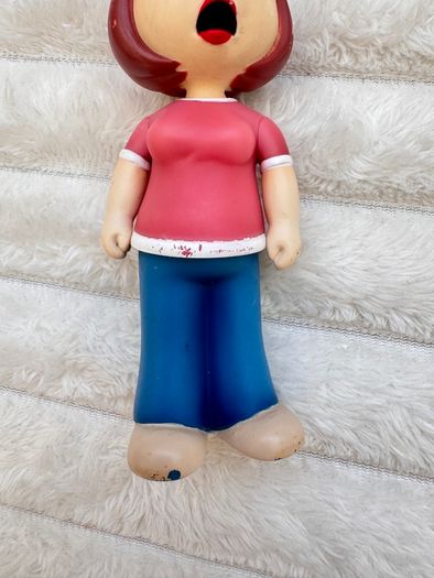 Mezco Family Guy Meg 2005 Used Damaged approx. 11.5 cm. Please see photos