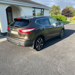 Nissan Qashqai 2014 Diesel Automatic.