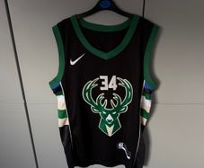 Milwaukee bucks basketball jersey